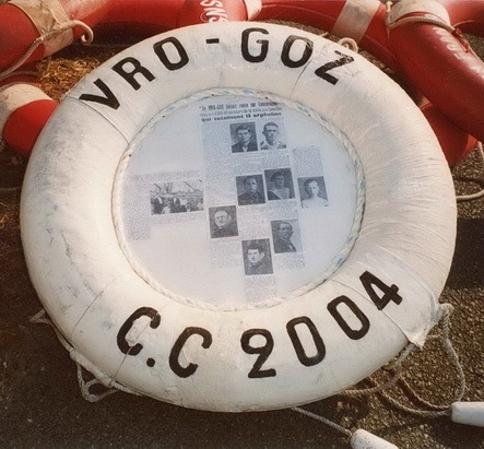 Le thonier à voile Vro Coz disparaissait en mer dans la nuit du 7 au 8 août 1948. Gérard Le bail a retrouvé la bouée couronne du thonier. Sept marins de Trévignon périrent dont Pierre Rioul qui dirigeait depuis 1929 le bateau à rame de la station de sauvetage de Trévignon. René Duvail patron de la SNSM
