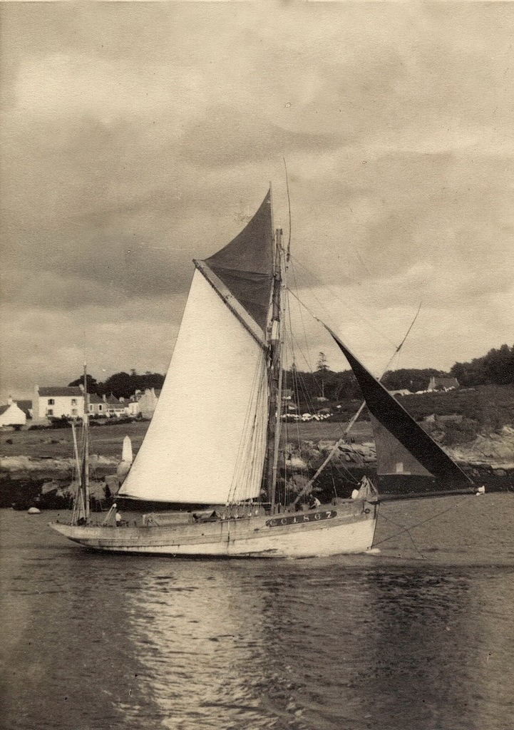 Le dundee à voiles Savorgnan de Brazza à Concarneau en 1946