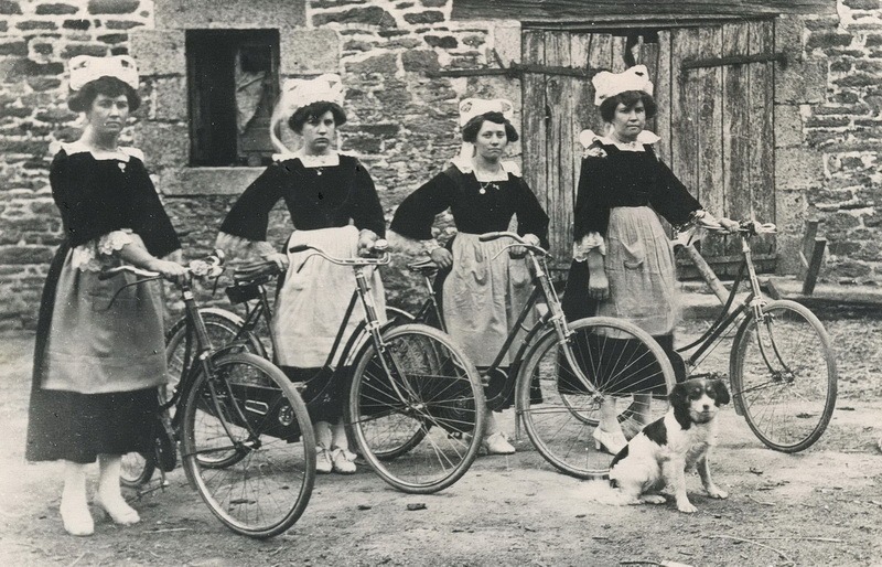 La bicyclette, un objet utile pour aller travailler