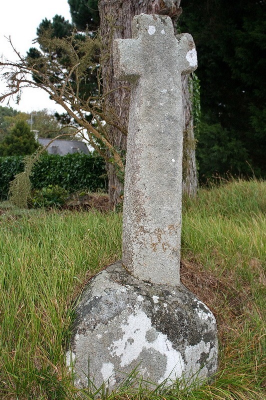Croix de Kerispern, monolithique en granit