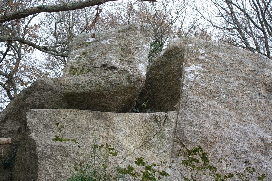 Chantier abandonné à Pont Kerbrat : trace d’un fourreau de mine