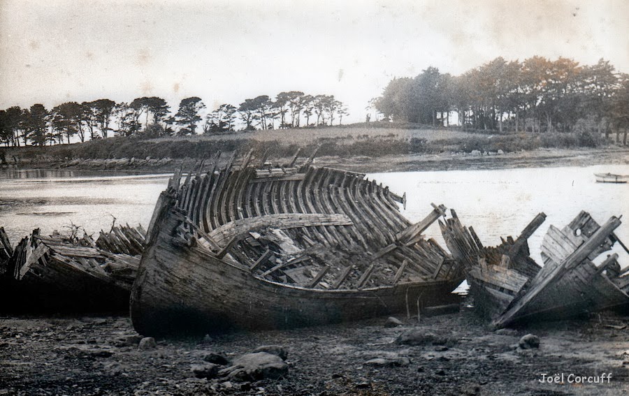 Épaves dans l’anse de Pouldohan